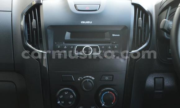 Acheter Occasion Voiture Isuzu KB Rouge à Beitbridge, Matabeleland South Acheter Occasion Voiture Isuzu KB Rouge à Beitbridge, Matabeleland South