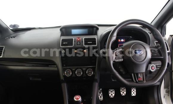 Acheter Occasion Voiture Subaru WRX STi Blanc à Beitbridge, Matabeleland South Acheter Occasion Voiture Subaru WRX STi Blanc à Beitbridge, Matabeleland South