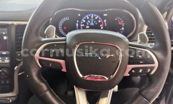 Acheter Occasion Voiture Jeep Grand Cherokee SRT8 Noir à Beitbridge, Matabeleland South Acheter Occasion Voiture Jeep Grand Cherokee SRT8 Noir à Beitbridge, Matabeleland South