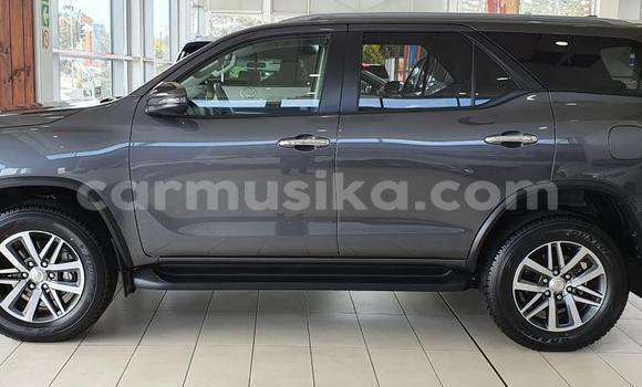 Tenga Tsaru Toyota Fortuner Sirivha Mota in Beitbridge in Matabeleland South Tenga Tsaru Toyota Fortuner Sirivha Mota in Beitbridge in Matabeleland South