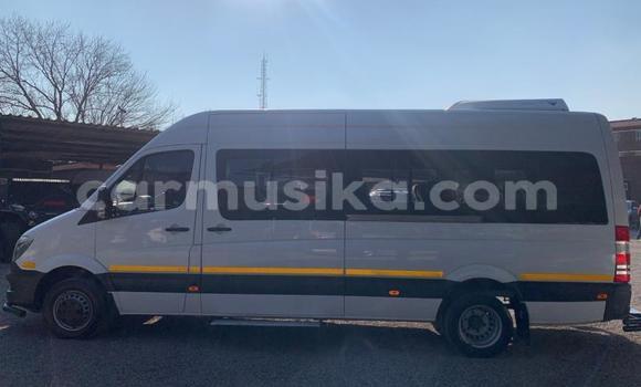 Buy Used Mercedes‒Benz Sprinter White Truck in Beitbridge in Matabeleland South Buy Used Mercedes‒Benz Sprinter White Truck in Beitbridge in Matabeleland South