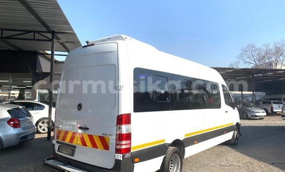Buy Used Mercedes‒Benz Sprinter White Truck in Beitbridge in Matabeleland South Buy Used Mercedes‒Benz Sprinter White Truck in Beitbridge in Matabeleland South