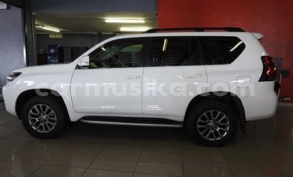 Tenga Tsaru Toyota Prado Chena Mota in Harare in Harare Tenga Tsaru Toyota Prado Chena Mota in Harare in Harare