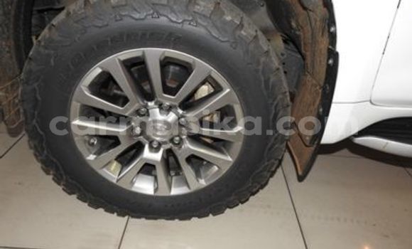 Tenga Tsaru Toyota Prado Chena Mota in Harare in Harare Tenga Tsaru Toyota Prado Chena Mota in Harare in Harare
