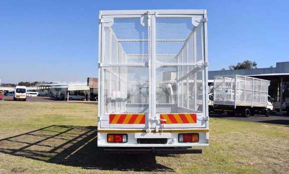 Tenga Tsaru Hyundai H200 Chena Rori in Beitbridge in Matabeleland South Tenga Tsaru Hyundai H200 Chena Rori in Beitbridge in Matabeleland South