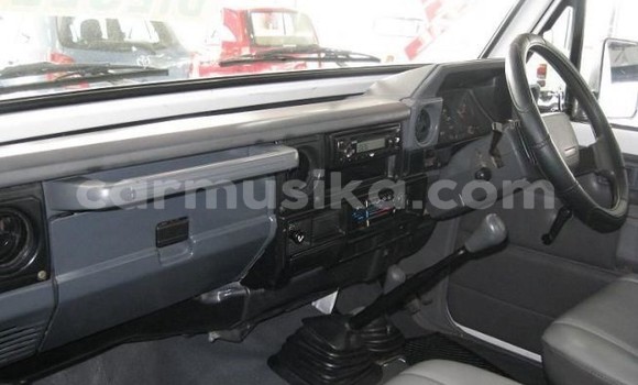 Tenga Tsaru Toyota Land Cruiser Chena Mota in Beitbridge in Matabeleland South Tenga Tsaru Toyota Land Cruiser Chena Mota in Beitbridge in Matabeleland South