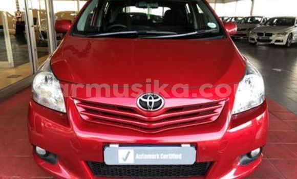 Tenga Tsaru Toyota Verso Tsvuku Mota in Beitbridge in Matabeleland South