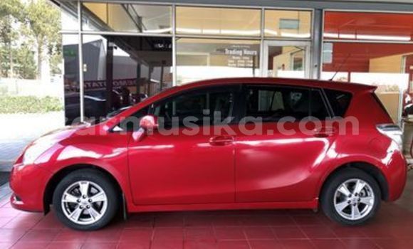 Acheter Occasion Voiture Toyota Verso Rouge à Beitbridge, Matabeleland South Acheter Occasion Voiture Toyota Verso Rouge à Beitbridge, Matabeleland South