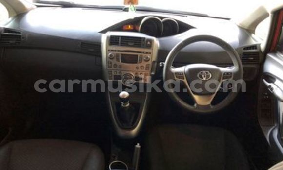 Acheter Occasion Voiture Toyota Verso Rouge à Beitbridge, Matabeleland South Acheter Occasion Voiture Toyota Verso Rouge à Beitbridge, Matabeleland South