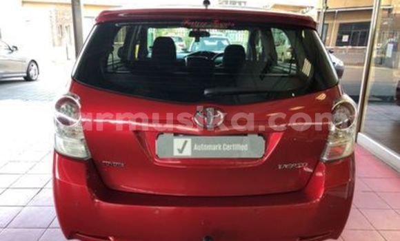 Acheter Occasion Voiture Toyota Verso Rouge à Beitbridge, Matabeleland South Acheter Occasion Voiture Toyota Verso Rouge à Beitbridge, Matabeleland South