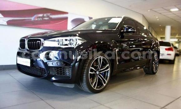 Nunua Ilio tumika BMW X6 Nyeusi Gari ndani ya Harare nchini Harare