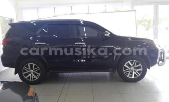Buy Used Toyota Fortuner Black Car in Beitbridge in Matabeleland South Buy Used Toyota Fortuner Black Car in Beitbridge in Matabeleland South