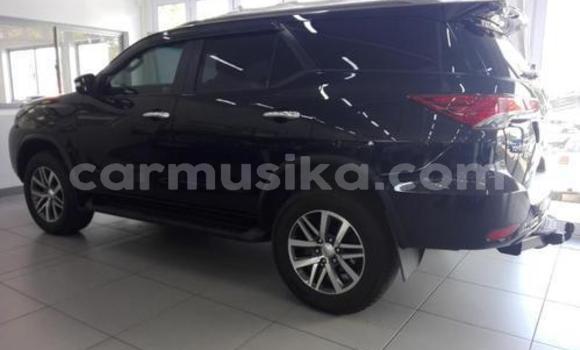 Buy Used Toyota Fortuner Black Car in Beitbridge in Matabeleland South Buy Used Toyota Fortuner Black Car in Beitbridge in Matabeleland South