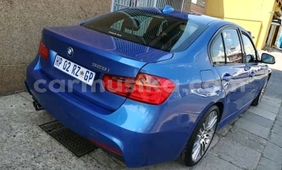 Acheter Occasion Voiture BMW 3–Series Bleu à Bulawayo, Bulawayo Acheter Occasion Voiture BMW 3–Series Bleu à Bulawayo, Bulawayo