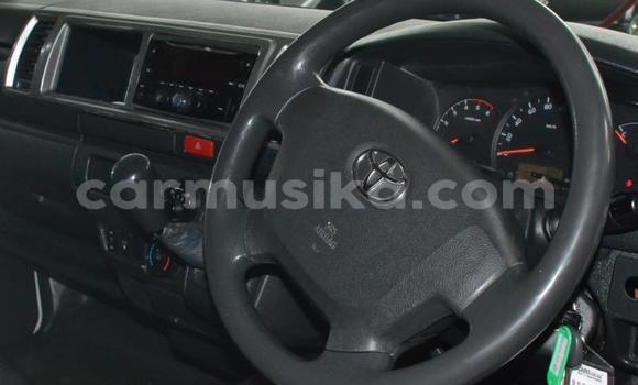 Tenga Tsaru Toyota Hiace Chena Mota in Beitbridge in Matabeleland South Tenga Tsaru Toyota Hiace Chena Mota in Beitbridge in Matabeleland South