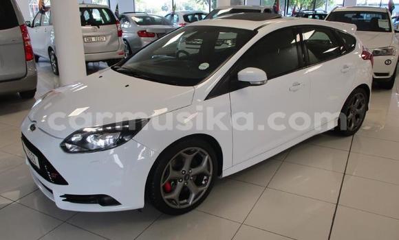 Buy Used Ford Focus ST White Car in Beitbridge in Matabeleland South