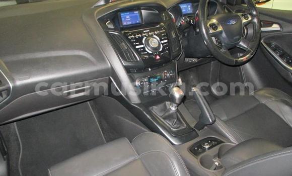 Nunua Ilio tumika Ford Focus ST Nyeupe Gari ndani ya Beitbridge nchini Matabeleland Kusini Nunua Ilio tumika Ford Focus ST Nyeupe Gari ndani ya Beitbridge nchini Matabeleland Kusini