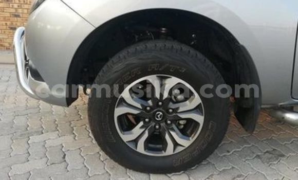 Nunua Ilio tumika Mazda BT-50 Brown Gari ndani ya Beitbridge nchini Matabeleland Kusini Nunua Ilio tumika Mazda BT-50 Brown Gari ndani ya Beitbridge nchini Matabeleland Kusini