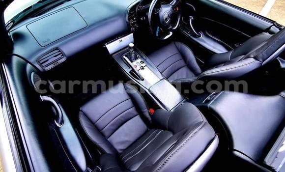 Nunua Ilio tumika Honda S2000 Fedha Gari ndani ya Beitbridge nchini Matabeleland Kusini Nunua Ilio tumika Honda S2000 Fedha Gari ndani ya Beitbridge nchini Matabeleland Kusini