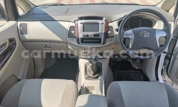 Nunua Ilio tumika Toyota Innova Nyeupe Gari ndani ya Beitbridge nchini Matabeleland Kusini Nunua Ilio tumika Toyota Innova Nyeupe Gari ndani ya Beitbridge nchini Matabeleland Kusini