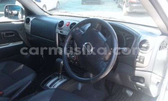 Buy Used Isuzu KB White Car in Beitbridge in Matabeleland South Buy Used Isuzu KB White Car in Beitbridge in Matabeleland South