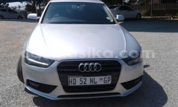 Buy Used Audi A4 Silver Car in Beitbridge in Matabeleland South Buy Used Audi A4 Silver Car in Beitbridge in Matabeleland South