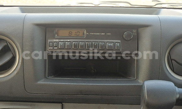 Acheter Occasion Voiture Nissan Caravan Blanc à Beitbridge, Matabeleland South Acheter Occasion Voiture Nissan Caravan Blanc à Beitbridge, Matabeleland South