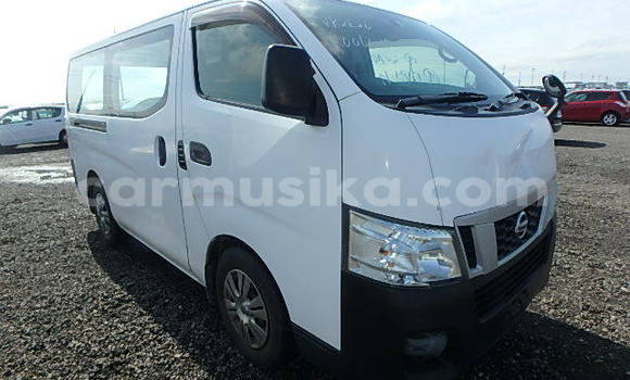 Acheter Occasion Voiture Nissan Caravan Blanc à Beitbridge, Matabeleland South Acheter Occasion Voiture Nissan Caravan Blanc à Beitbridge, Matabeleland South