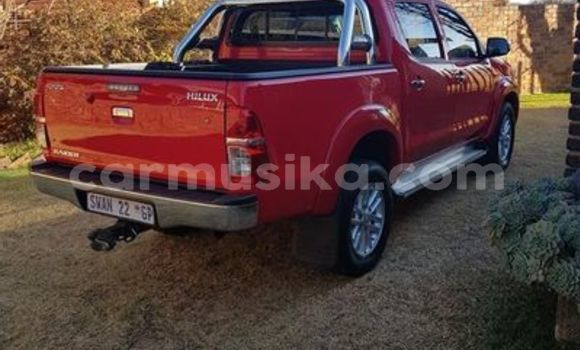 Buy Used Toyota Hilux Red Car in Beitbridge in Matabeleland South Buy Used Toyota Hilux Red Car in Beitbridge in Matabeleland South