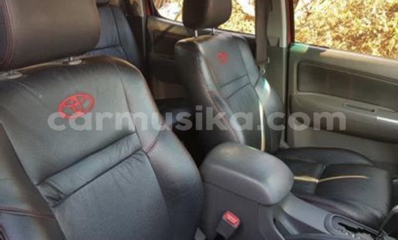 Buy Used Toyota Hilux Red Car in Beitbridge in Matabeleland South Buy Used Toyota Hilux Red Car in Beitbridge in Matabeleland South