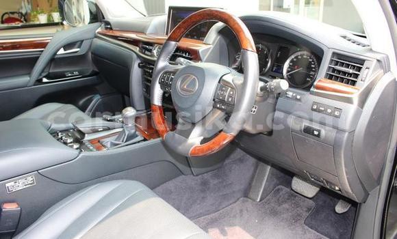 Acheter Occasion Voiture Lexus LX Noir à Beitbridge, Matabeleland South Acheter Occasion Voiture Lexus LX Noir à Beitbridge, Matabeleland South