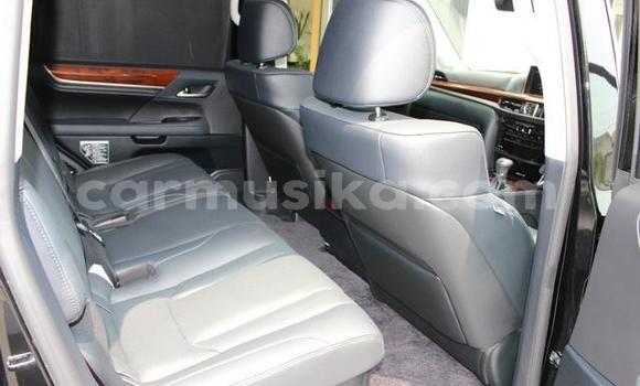 Acheter Occasion Voiture Lexus LX Noir à Beitbridge, Matabeleland South Acheter Occasion Voiture Lexus LX Noir à Beitbridge, Matabeleland South