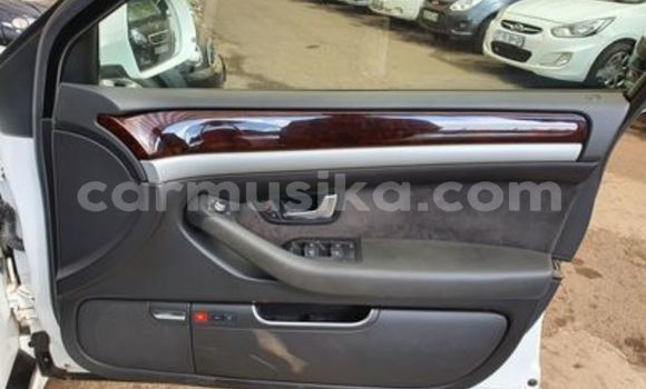 Nunua Ilio tumika Audi A8 Nyeupe Gari ndani ya Beitbridge nchini Matabeleland Kusini Nunua Ilio tumika Audi A8 Nyeupe Gari ndani ya Beitbridge nchini Matabeleland Kusini