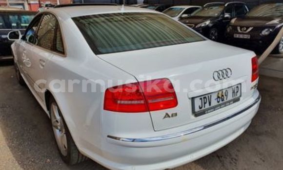 Nunua Ilio tumika Audi A8 Nyeupe Gari ndani ya Beitbridge nchini Matabeleland Kusini Nunua Ilio tumika Audi A8 Nyeupe Gari ndani ya Beitbridge nchini Matabeleland Kusini