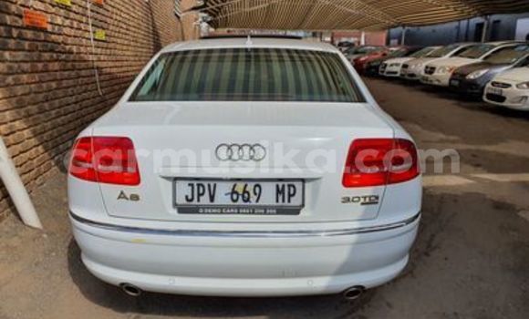 Nunua Ilio tumika Audi A8 Nyeupe Gari ndani ya Beitbridge nchini Matabeleland Kusini Nunua Ilio tumika Audi A8 Nyeupe Gari ndani ya Beitbridge nchini Matabeleland Kusini