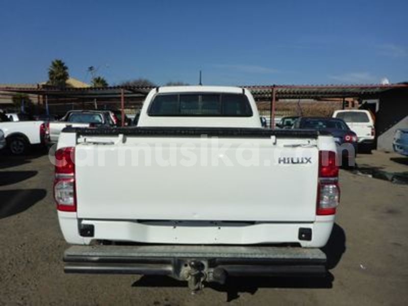 Big with watermark toyota hilux matabeleland south beitbridge 18379