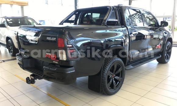 Nunua Ilio tumika Toyota Hilux Nyeusi Gari ndani ya Beitbridge nchini Matabeleland Kusini Nunua Ilio tumika Toyota Hilux Nyeusi Gari ndani ya Beitbridge nchini Matabeleland Kusini