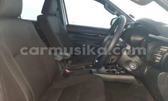 Acheter Occasion Voiture Toyota Hilux Blanc à Beitbridge, Matabeleland South Acheter Occasion Voiture Toyota Hilux Blanc à Beitbridge, Matabeleland South