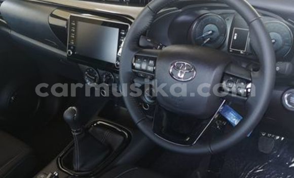 Nunua Ilio tumika Toyota Hilux Nyeupe Gari ndani ya Beitbridge nchini Matabeleland Kusini Nunua Ilio tumika Toyota Hilux Nyeupe Gari ndani ya Beitbridge nchini Matabeleland Kusini