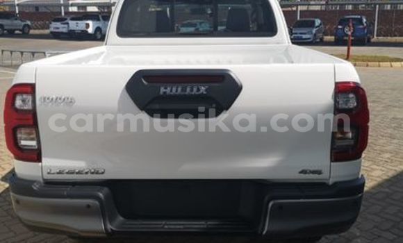 Nunua Ilio tumika Toyota Hilux Nyeupe Gari ndani ya Beitbridge nchini Matabeleland Kusini Nunua Ilio tumika Toyota Hilux Nyeupe Gari ndani ya Beitbridge nchini Matabeleland Kusini