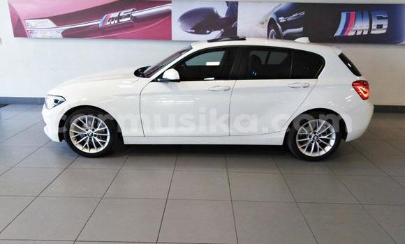 Buy Used BMW 1er White Car in Beitbridge in Matabeleland South Buy Used BMW 1er White Car in Beitbridge in Matabeleland South