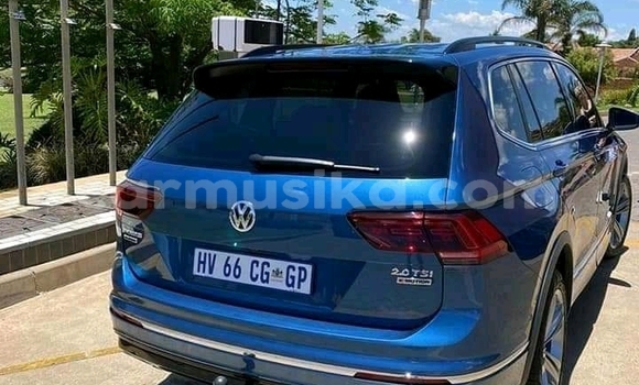 Buy Used Volkswagen Tiguan Blue Car in Beitbridge in Matabeleland South Buy Used Volkswagen Tiguan Blue Car in Beitbridge in Matabeleland South