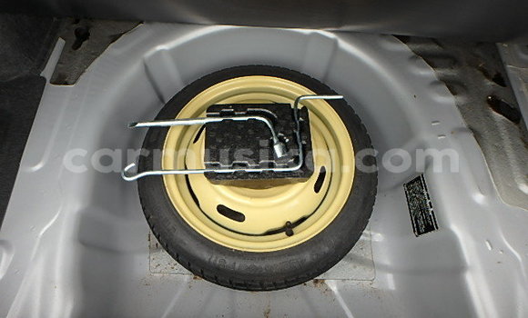 Buy Used Toyota Corolla Silver Car in Beitbridge in Matabeleland South Buy Used Toyota Corolla Silver Car in Beitbridge in Matabeleland South