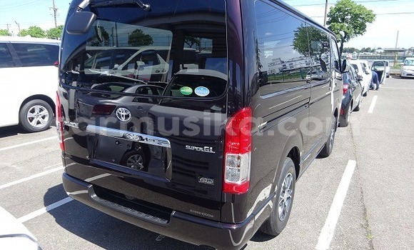 Nunua Ilio tumika Nissan Caravan Nyingine Gari ndani ya Beitbridge nchini Matabeleland Kusini Nunua Ilio tumika Nissan Caravan Nyingine Gari ndani ya Beitbridge nchini Matabeleland Kusini
