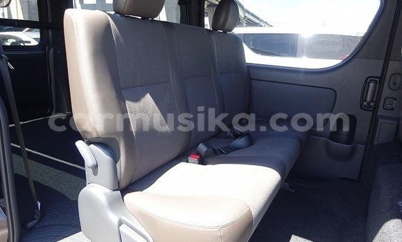 Nunua Ilio tumika Nissan Caravan Nyingine Gari ndani ya Beitbridge nchini Matabeleland Kusini Nunua Ilio tumika Nissan Caravan Nyingine Gari ndani ya Beitbridge nchini Matabeleland Kusini