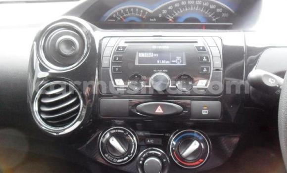 Nunua Ilio tumika Toyota Etios Nyeupe Gari ndani ya Beitbridge nchini Matabeleland Kusini Nunua Ilio tumika Toyota Etios Nyeupe Gari ndani ya Beitbridge nchini Matabeleland Kusini