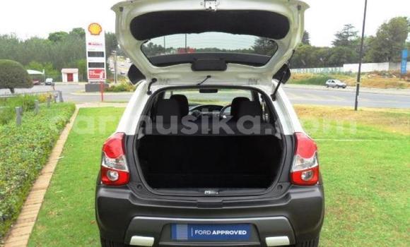 Nunua Ilio tumika Toyota Etios Nyeupe Gari ndani ya Beitbridge nchini Matabeleland Kusini Nunua Ilio tumika Toyota Etios Nyeupe Gari ndani ya Beitbridge nchini Matabeleland Kusini