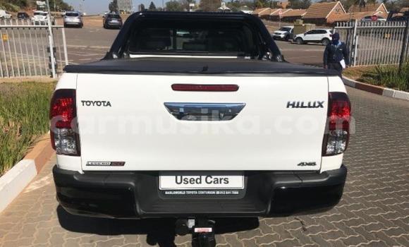 Acheter Occasion Voiture Toyota Hilux Gris à Harare, Harare Acheter Occasion Voiture Toyota Hilux Gris à Harare, Harare