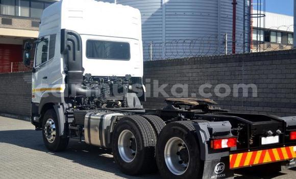 Buy Used Nissan UD White Truck in Beitbridge in Matabeleland South Buy Used Nissan UD White Truck in Beitbridge in Matabeleland South