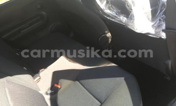 Acheter Occasion Voiture Toyota Aqua Blanc à Beitbridge, Matabeleland South Acheter Occasion Voiture Toyota Aqua Blanc à Beitbridge, Matabeleland South